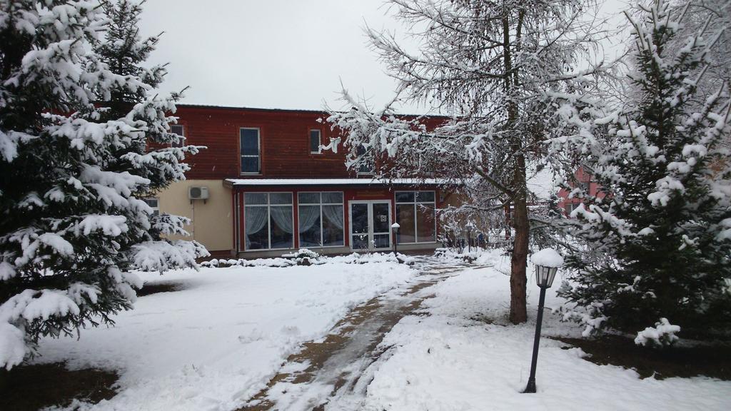 Center Angelos Bronkow ภายนอก รูปภาพ